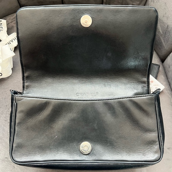 Vintage Chanel Knot Lambskin Bag - Picture 11 of 16